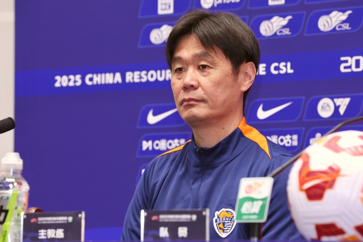 李霄鹏：国安的表现简直是天上掉下来的，球队拼命也只能是个拼图而已