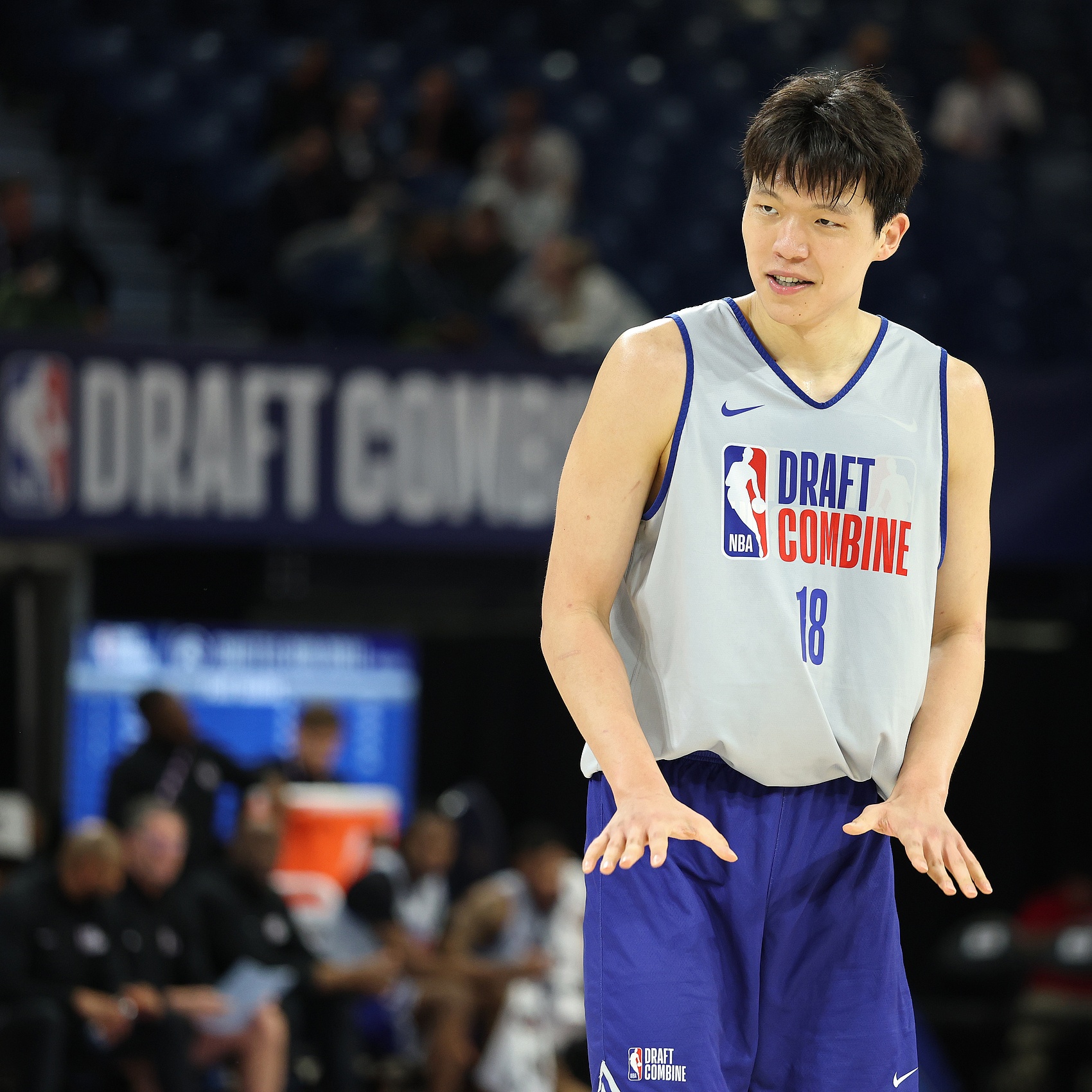 杨瀚森迎来新高峰 美媒模拟选秀揭晓老鹰选中其顺位为22 似小加成才之路