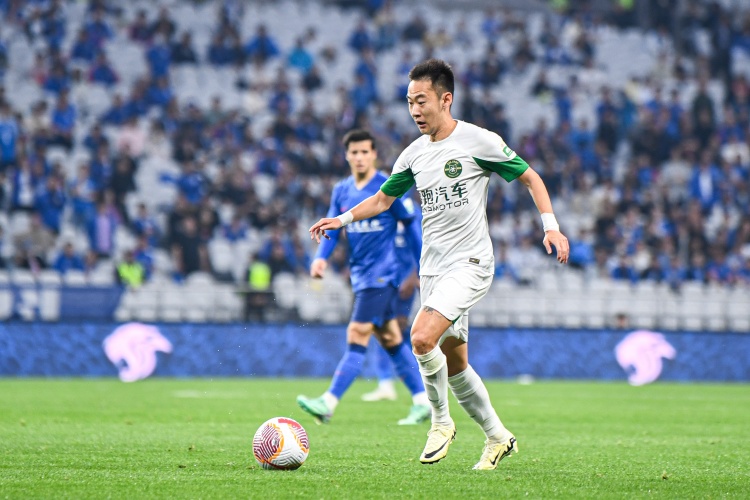 程进伤情堪忧休养两至三个月恐错过18强赛