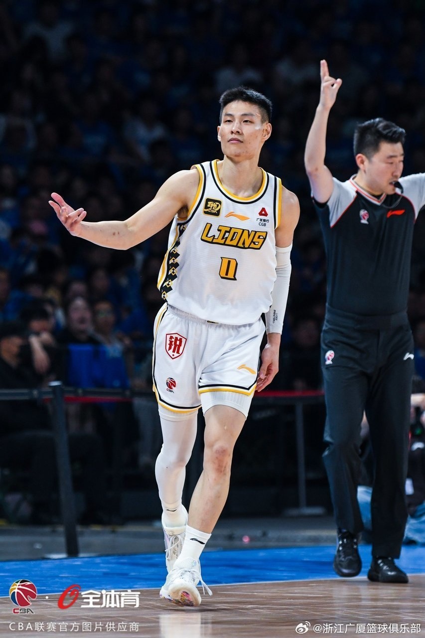 林秉圣总决赛化身奇兵 广厦角色球员齐心协力出奇制胜