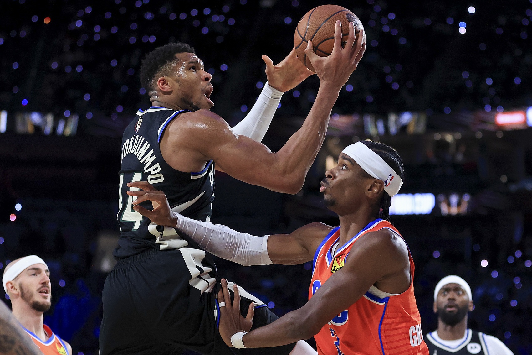 波蒂斯谈NBA杯对阵雷霆的比赛称要把小家伙们送回家 失利成了他们的助推器