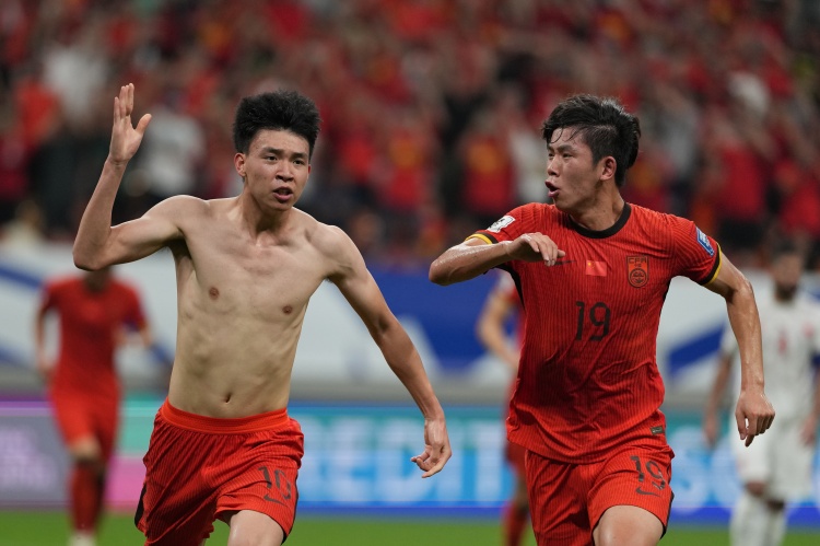 关注青训的乌兹别克斯坦成功晋级世界杯 我们应该扎实打下基础