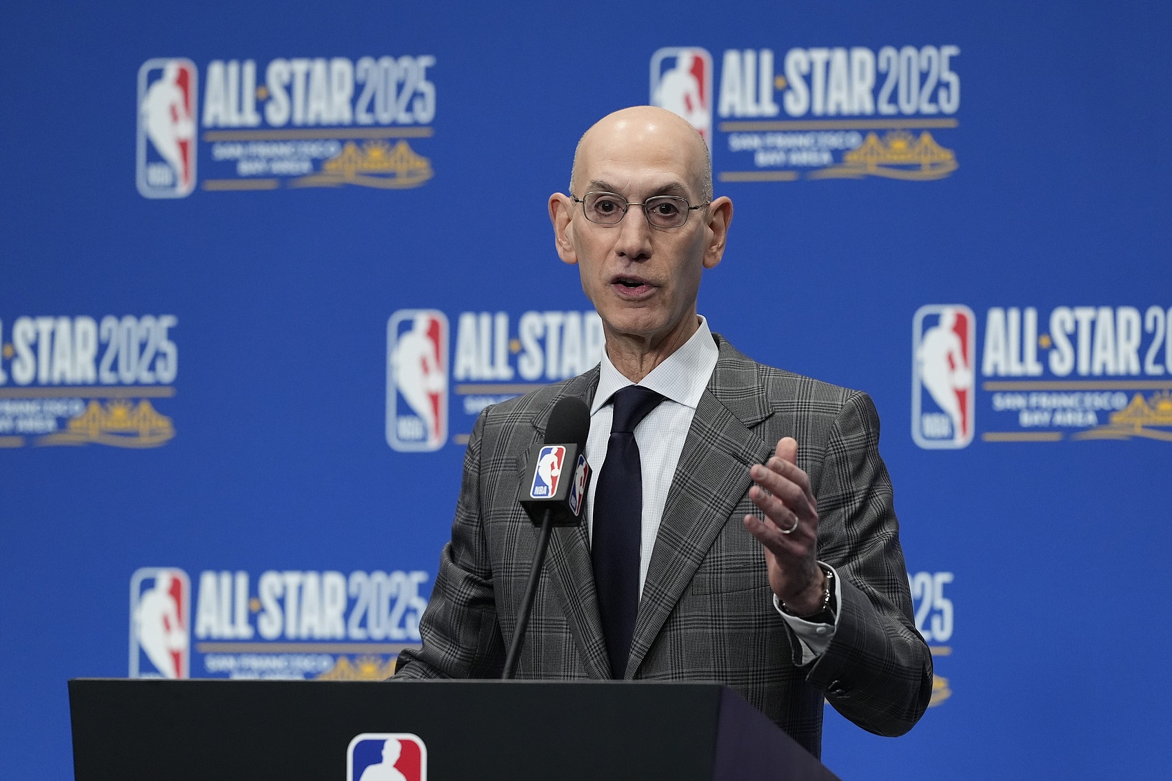萧华：NBA的扩张并非必然，某种程度上这意味着出售联盟的股权