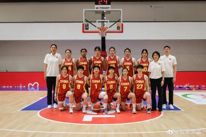 中国女篮在95黄金一代退役后面临人才匮乏困境