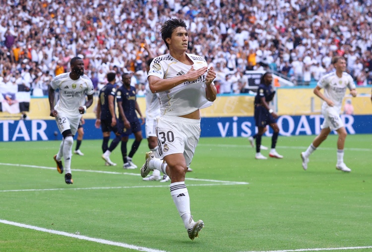 FIFA评选世俱杯新星论：贡萨洛位居榜首，马斯坦托诺与若昂-佩德罗入选