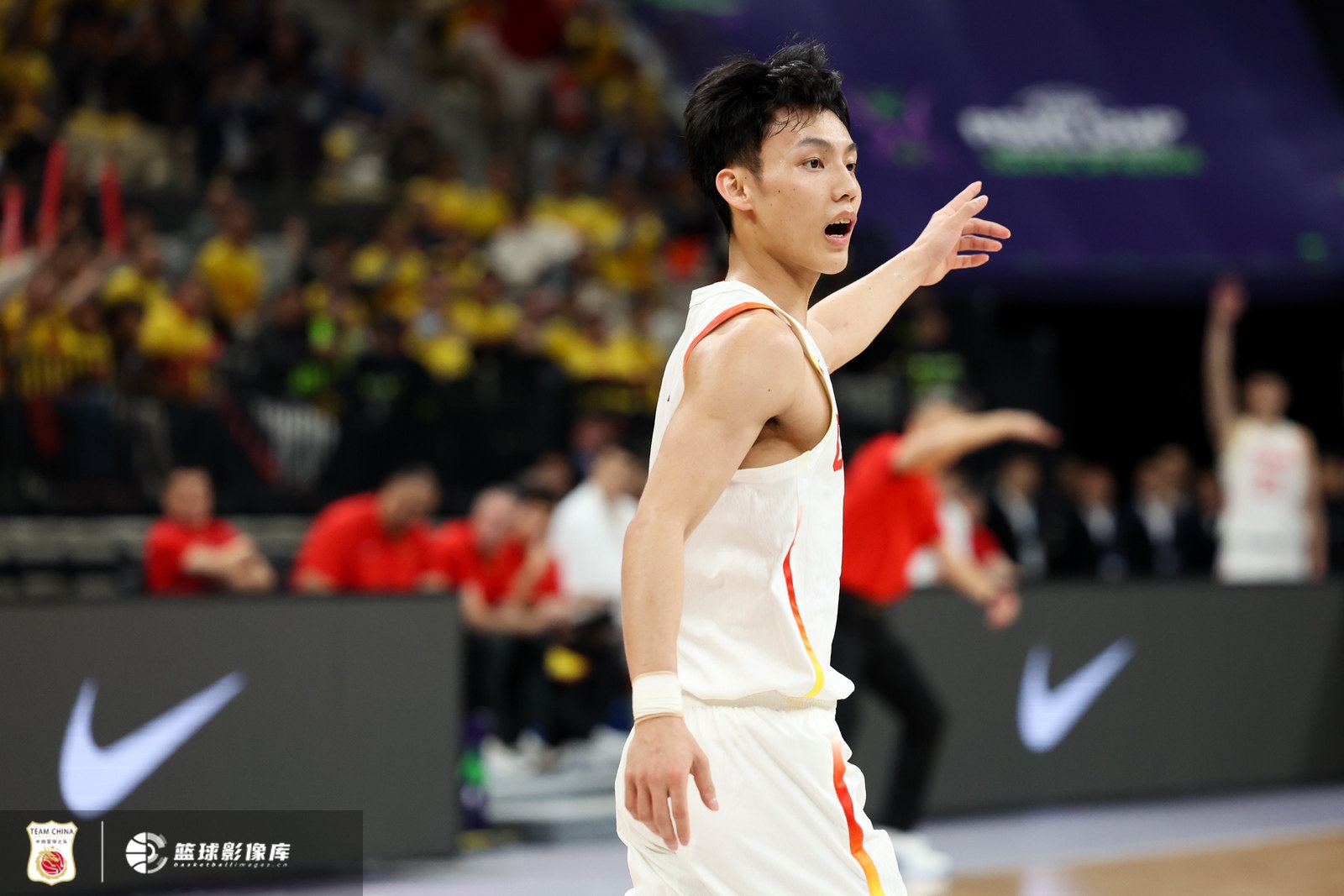 中国男篮若组队5位后卫 徐杰与高诗巖争夺最后一席
