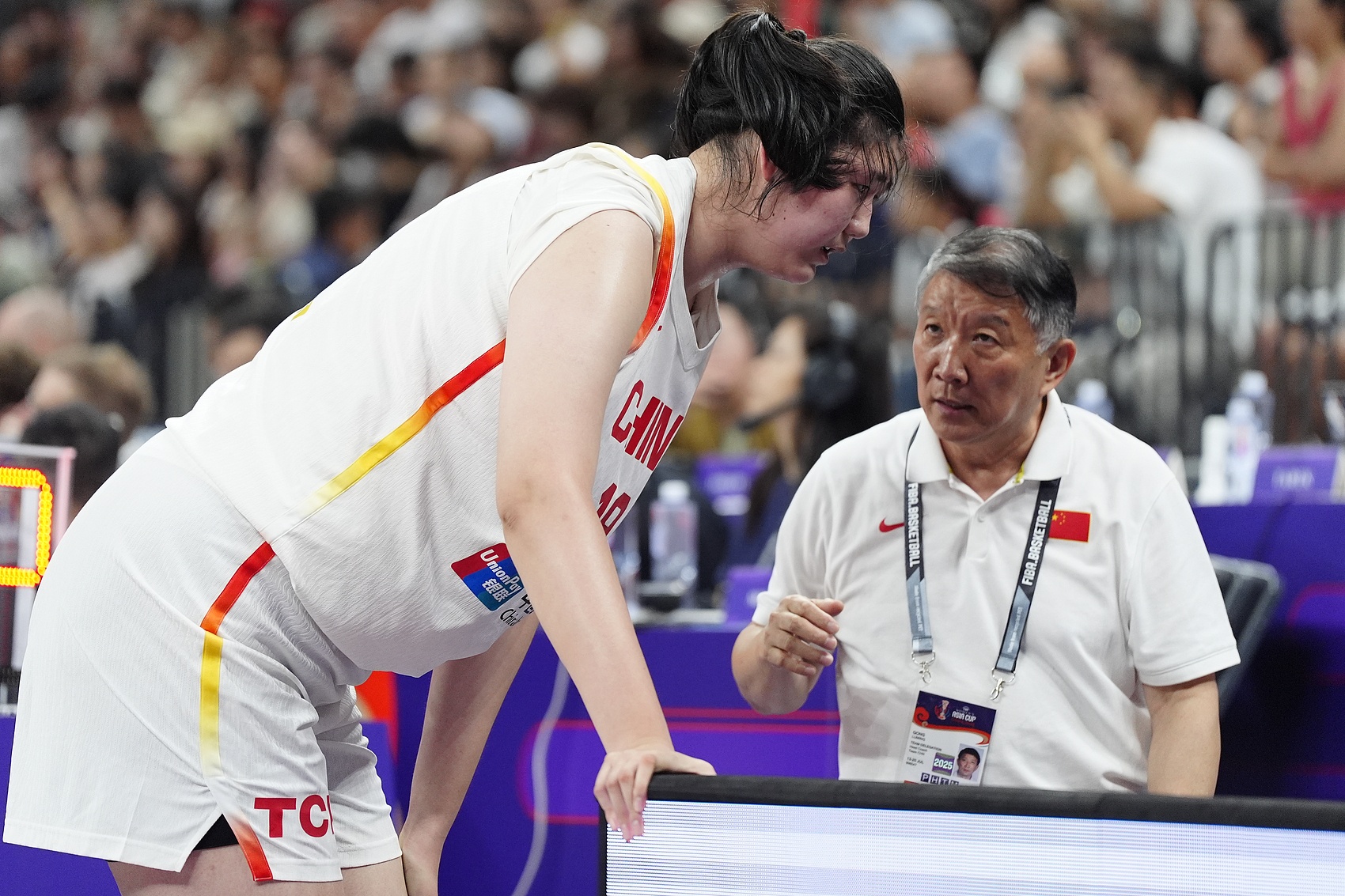宫鲁鸣表示今天不同阵容的尝试取得了预期效果 会进行总结以备战半决赛和决赛