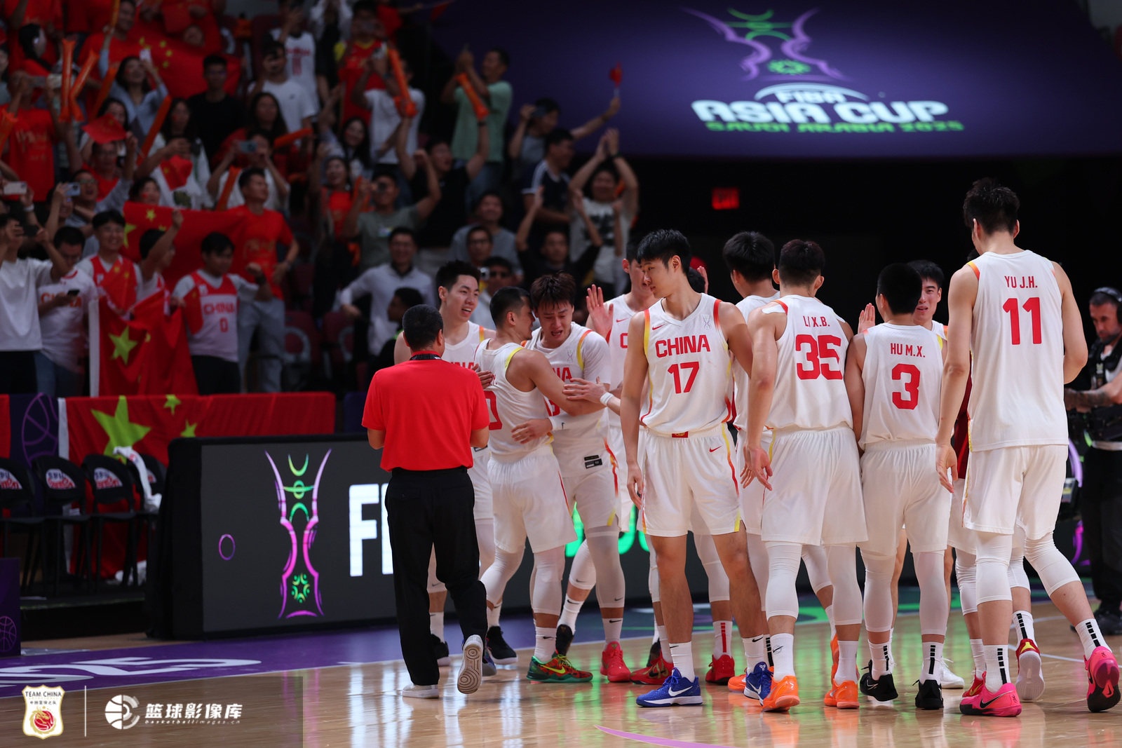 媒体观察：从一开始中国男篮就备受质疑 赢得比赛却得不到真心祝福