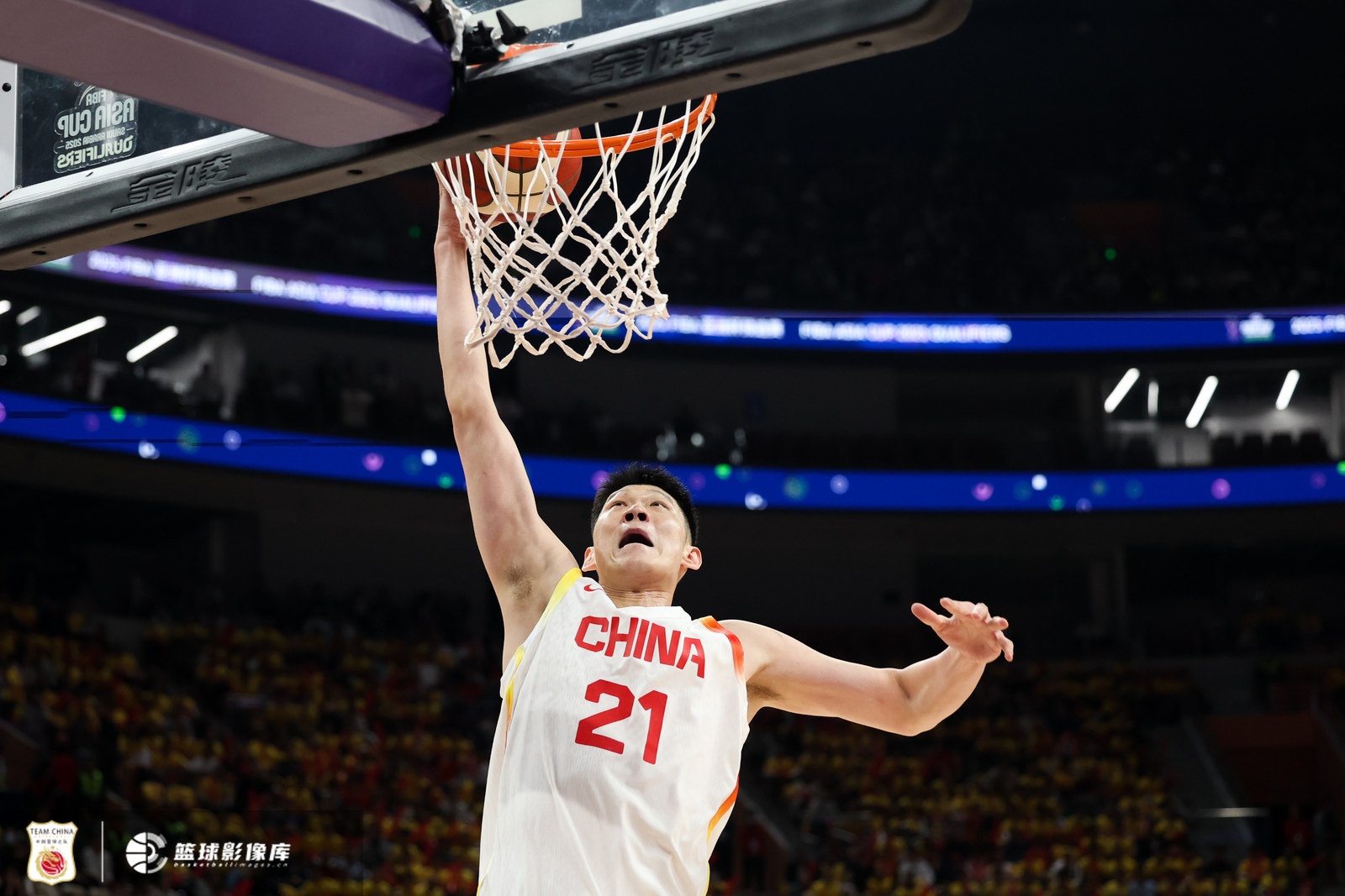 23分11篮板 大秋成为中国男篮进攻核心