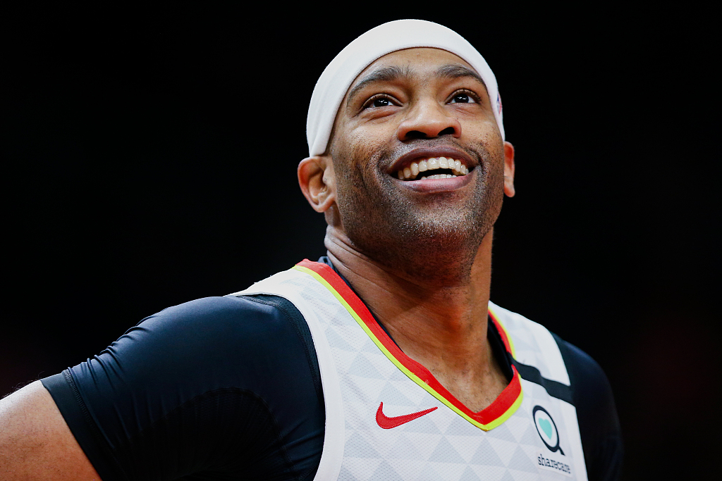 卡特回应球迷关于击败NBA饮水机管理员的看法：不，他们会击溃你